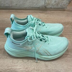 ASICS | Women’s Running Shoe | Size 11 D (Wide)